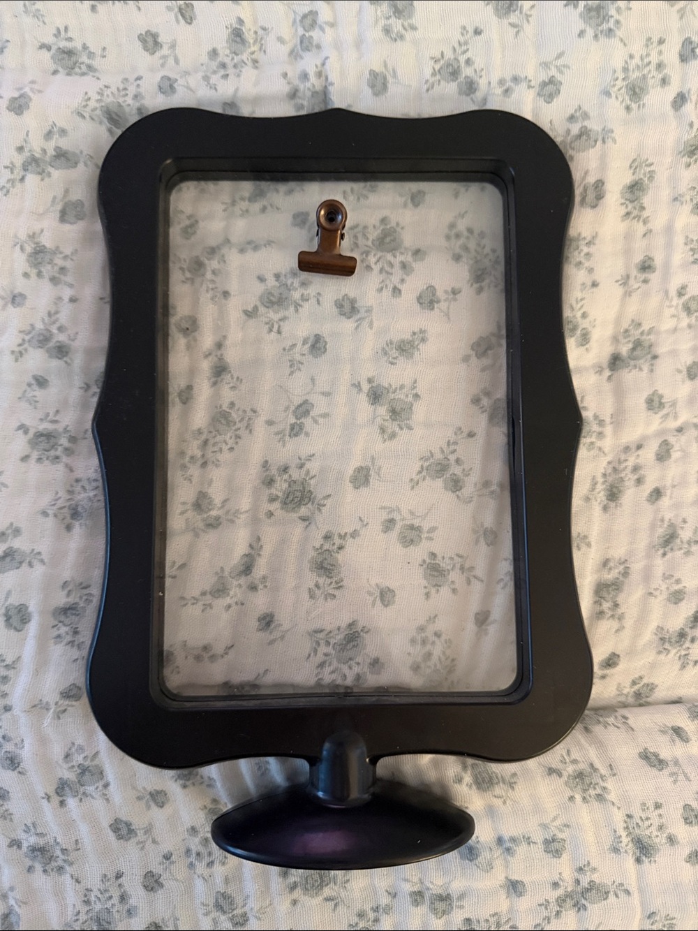 Black Decorative Standing Photo Frame with Clip